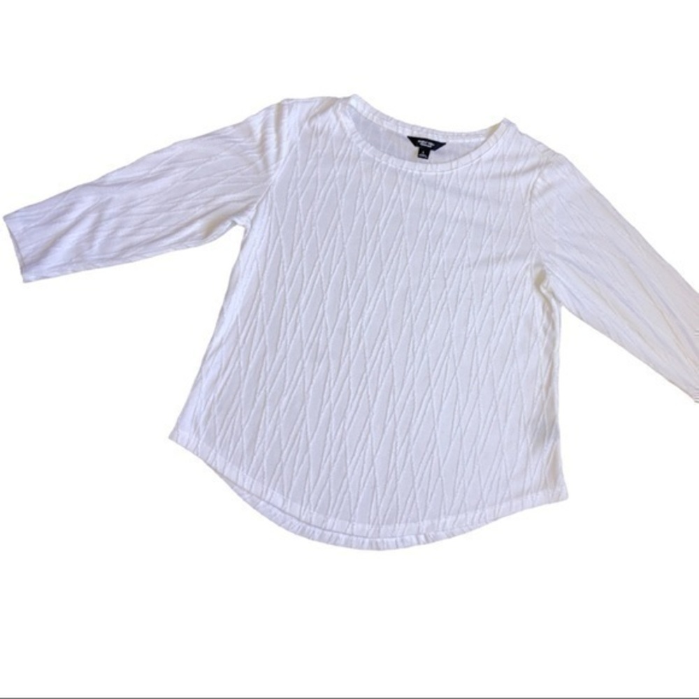 Simply Vera Vera Wang size Large white light weight flowing long sleeve top